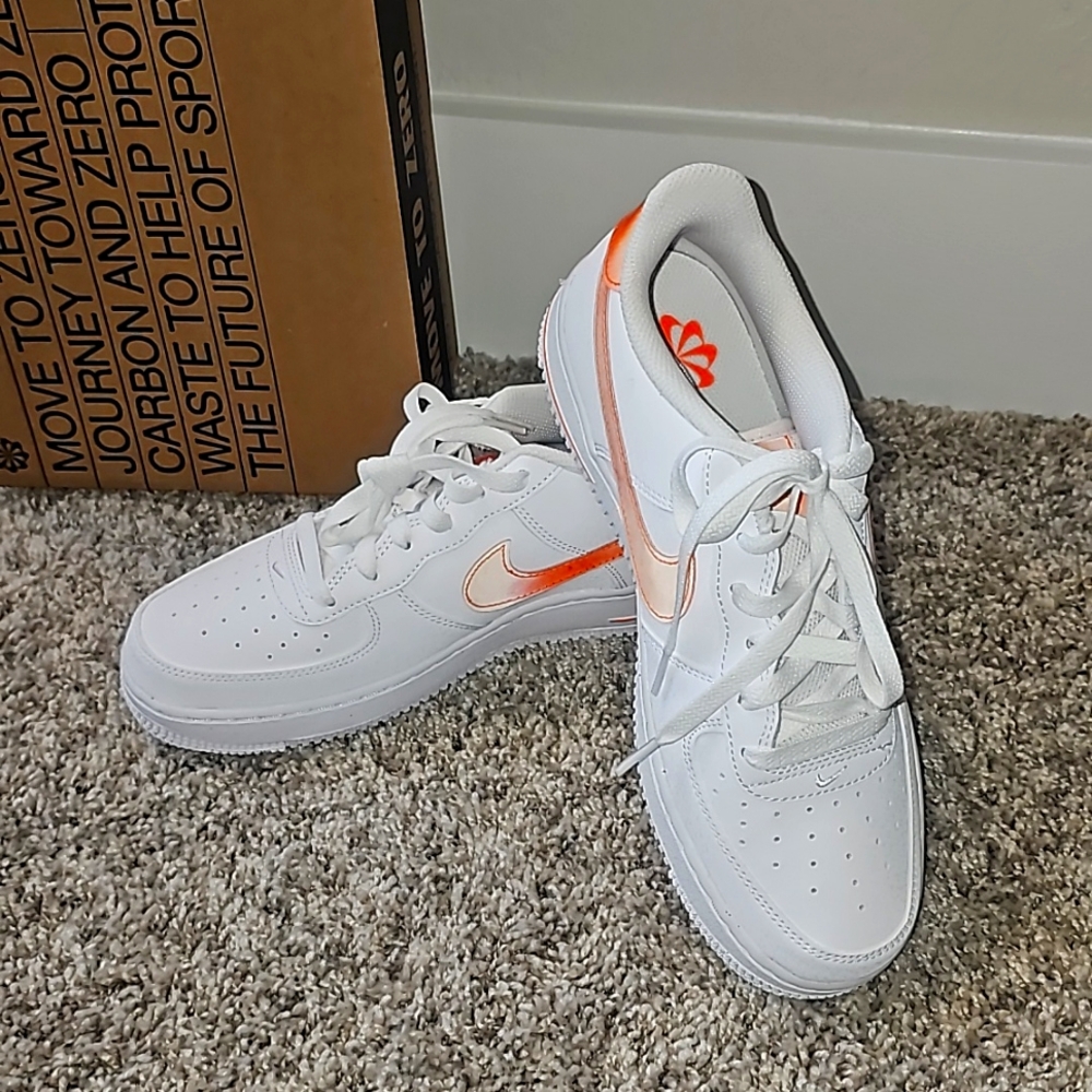 NIB Nike Air Force 1 NN GS KWE